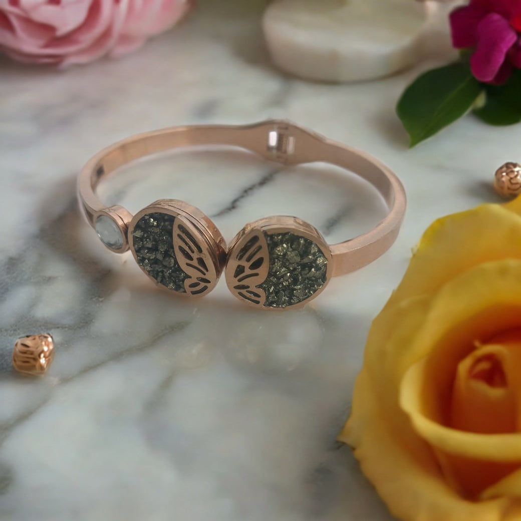 Butterfly Desgin Oval Bracelet