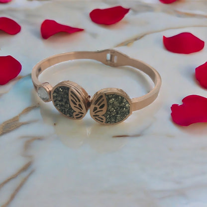 Butterfly Desgin Oval Bracelet