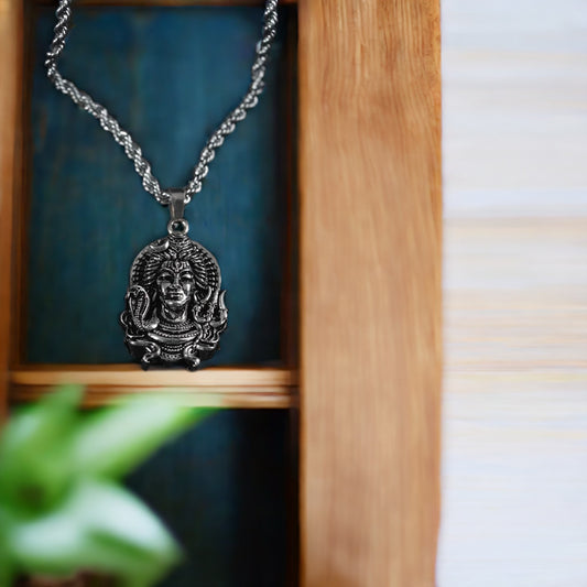 Shiv Pendant with Chain